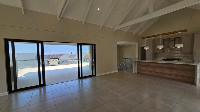 3 Bedroom Property for Sale in Outeniquasbosch Western Cape